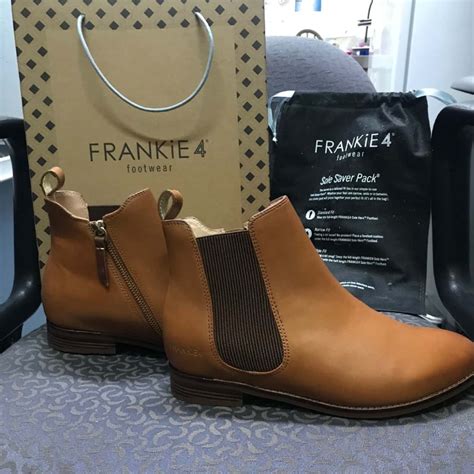 frankie four boots